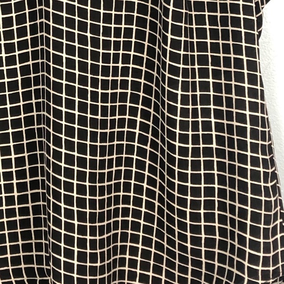 BANANA REPUBLIC Crosshatch Pattern Blouse - Picture 5 of 5